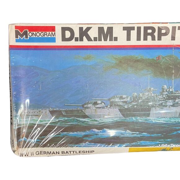 VTG 1977 Monogram D.K.M. Tirpitz German Battleship One Piece Detailed Hull #3009 - Picture 4 of 16